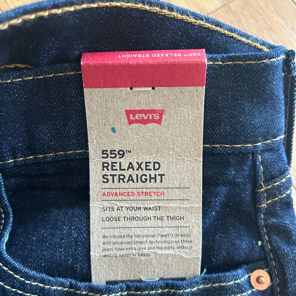 Levis 559 Mens Jeans 32x34 Relaxed Straight Fit Stretch dark Wash Denim NWT